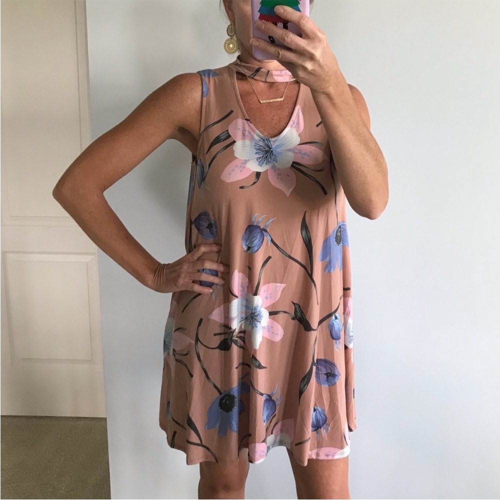 Blush Color Floral Sleeveless Dress